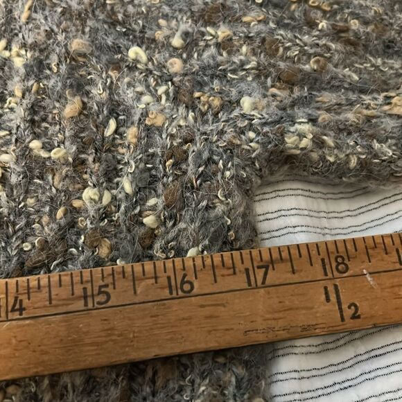 Marissa Christian Chunky Knit Buttoned Cardigan size small - Picture 4 of 7